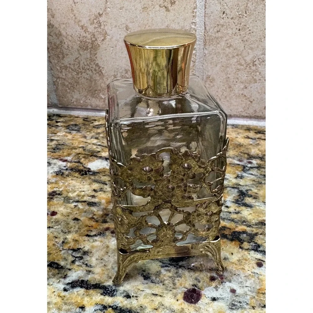 Vintage Gold Filigree Hollywood Regency vanity set 4 Pieces & Bohemia Glass Read